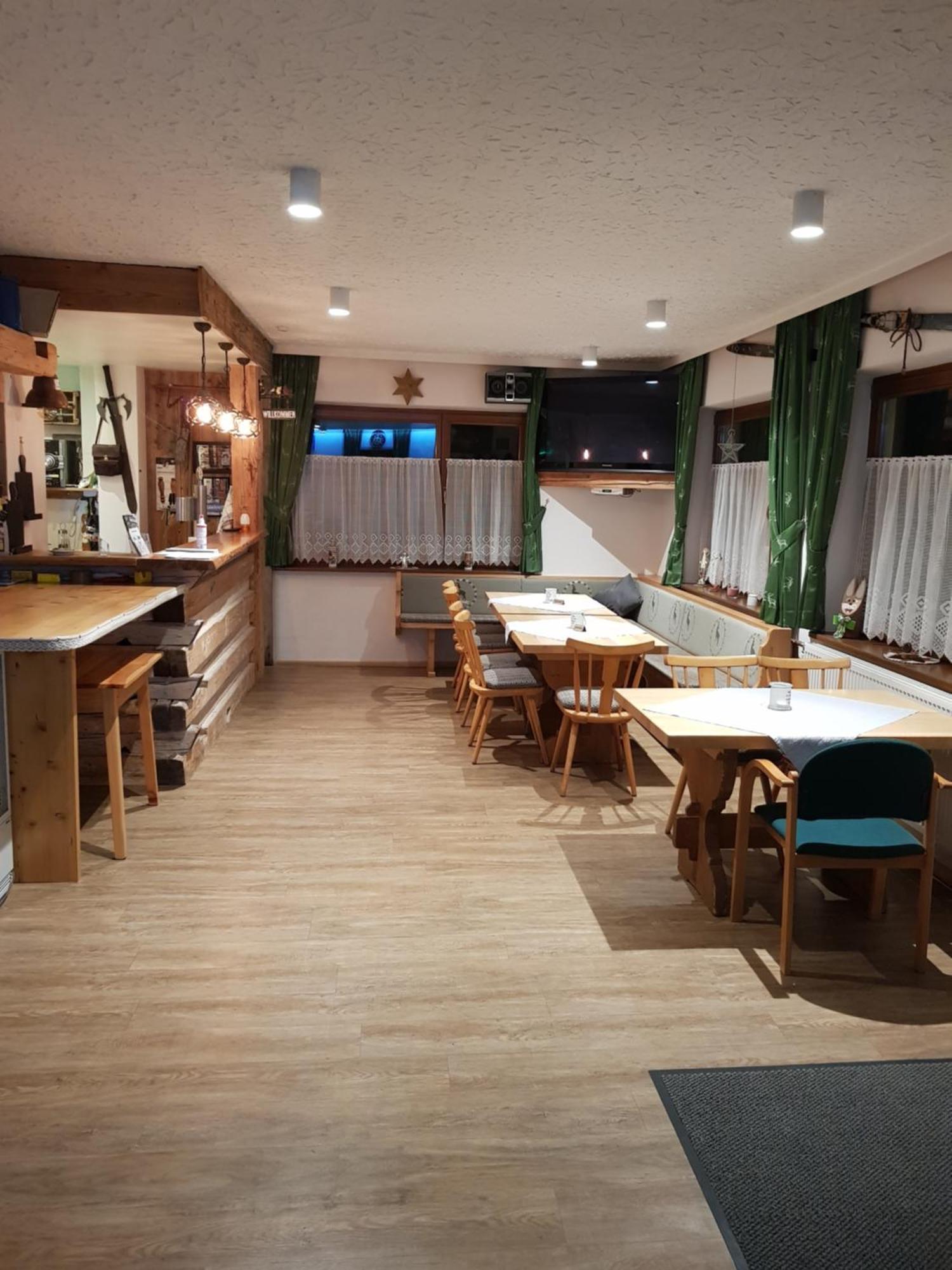 Mörtschach Tattoo Pension Mit Restaurant Und Tattoo-Studio מראה חיצוני תמונה